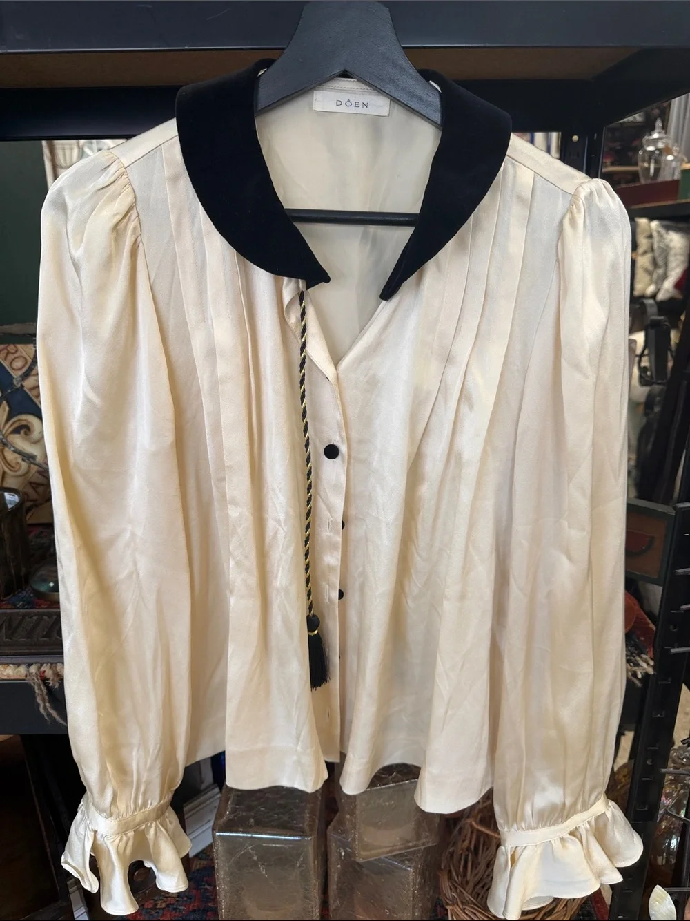 Doen Silk & Cotton Blouse with Black Silk Collar